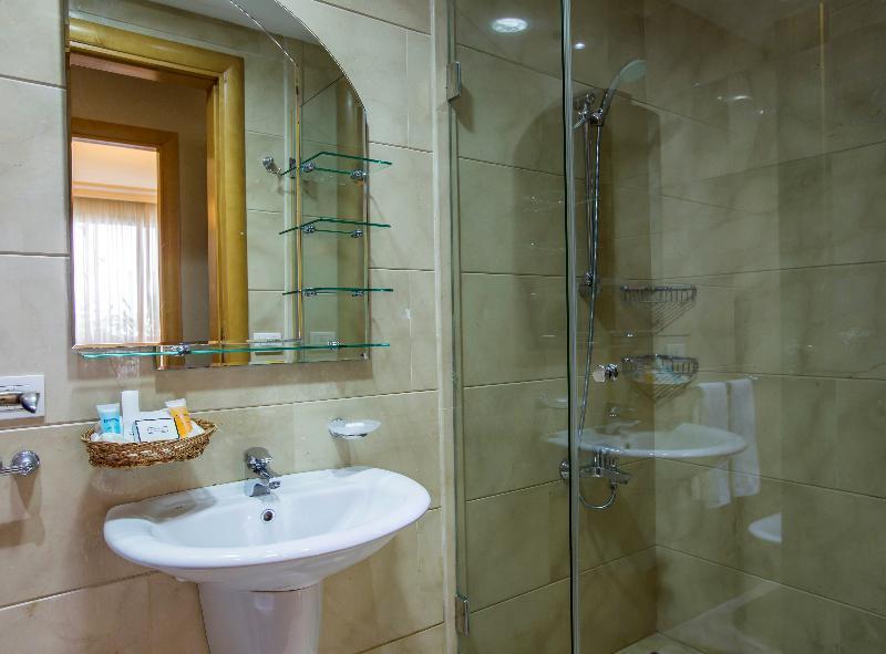 Lahoya Beirut Apartment Bagian luar foto