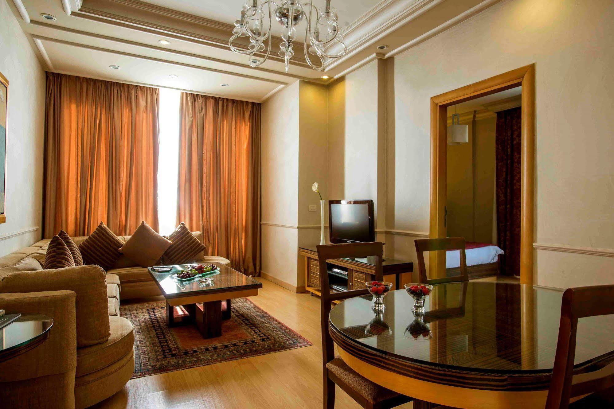 Lahoya Beirut Apartment Bagian luar foto