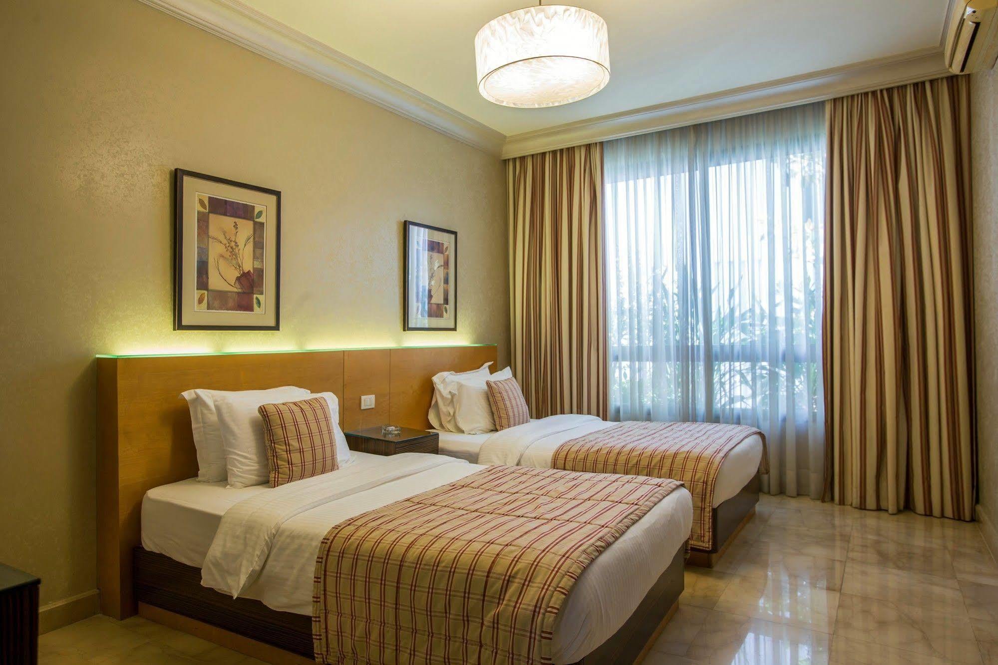 Lahoya Beirut Apartment Bagian luar foto