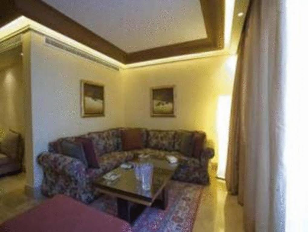 Lahoya Beirut Apartment Bagian luar foto
