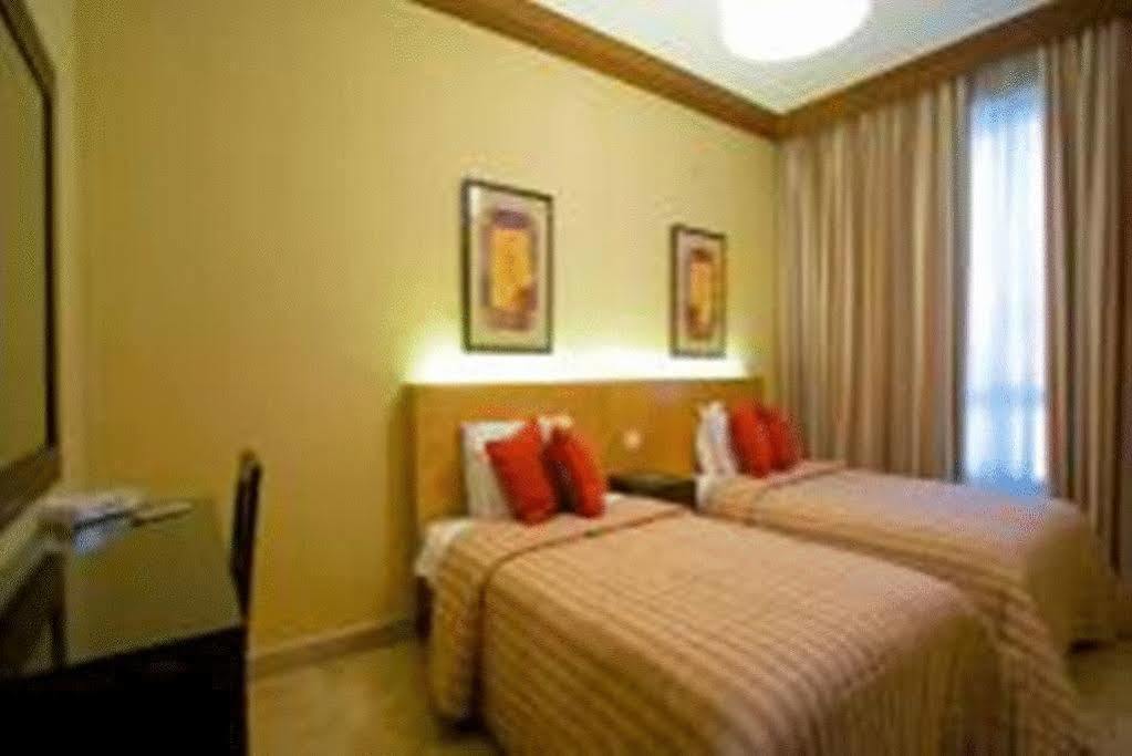 Lahoya Beirut Apartment Bagian luar foto